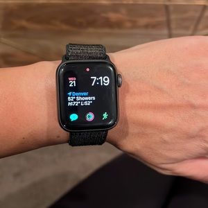 Series 4 Apple Watch 40mm - Great condition